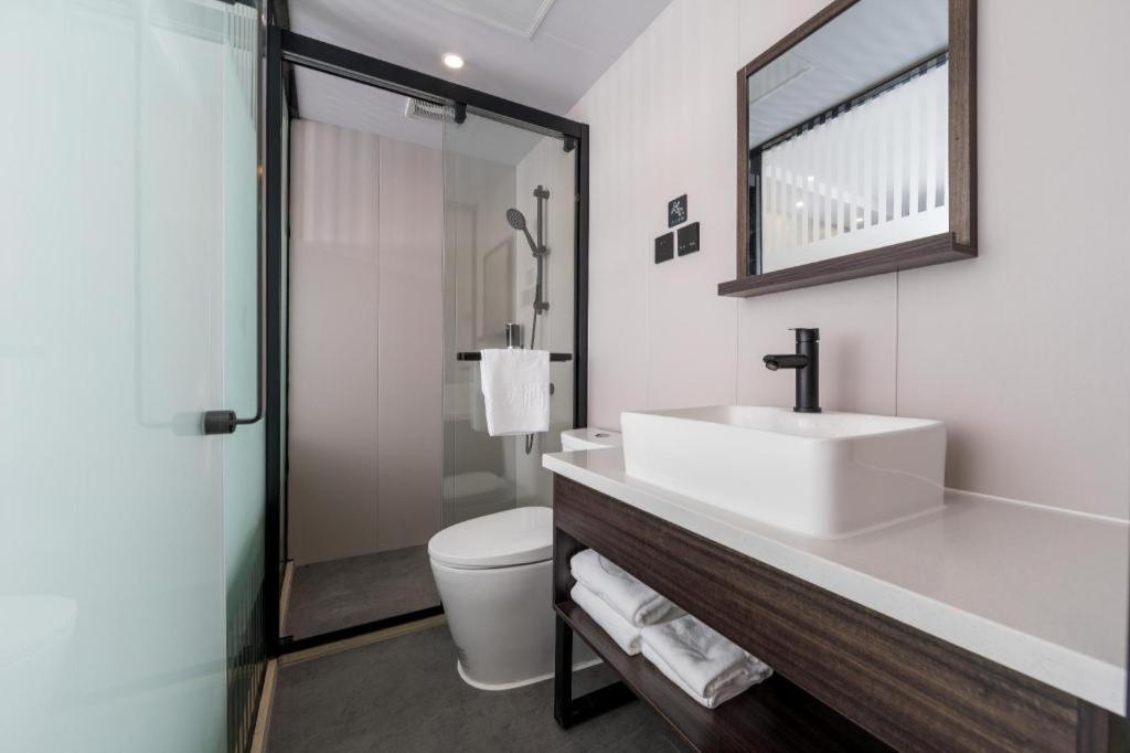Ji Hotel Shanghai Hongqiao Gubei Fortune Center エクステリア 写真