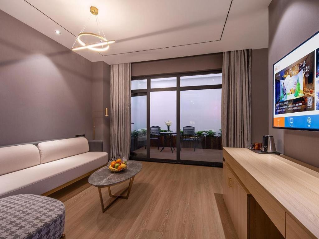 Ji Hotel Shanghai Hongqiao Gubei Fortune Center エクステリア 写真